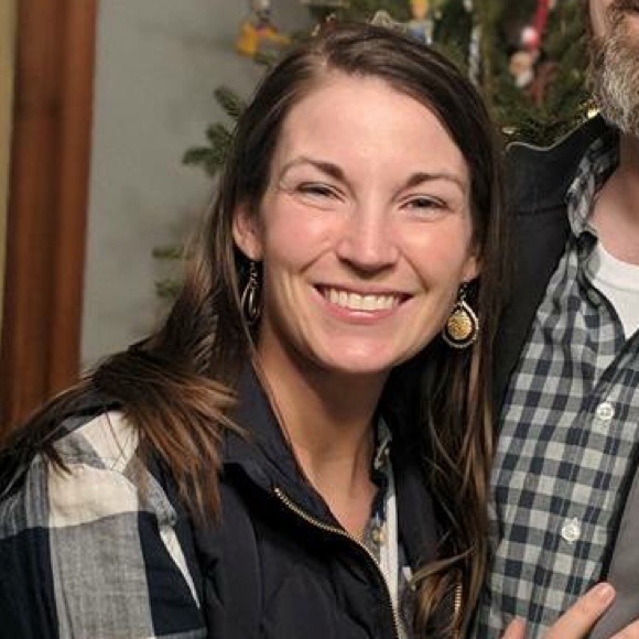 Meet your Posher, Jen - Picture 1 of 1